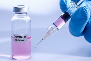 Нужна ли прививка от коронавируса переболевшим COVID-19? Сравнение естественного иммунитета и защиты после вакцинации