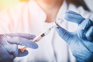 Коллективный иммунитет: поможет ли массовая вакцинация остановить пандемию коронавируса?