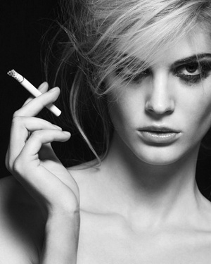 Чем опасно курение «за компанию»?Как быстро избавиться от вредной привычки?